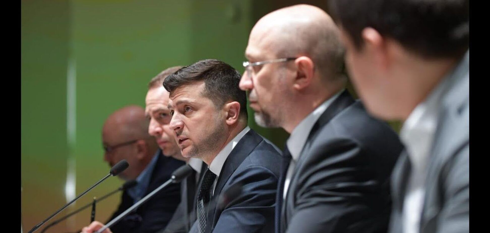 Зеленский назвал Украину инвестиционной гаванью, а Шмыгаль пообещал топовое место в Doing Business