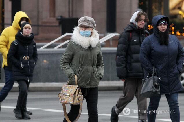 Кто первым в Украине получит вакцину от COVID-19: опубликован список