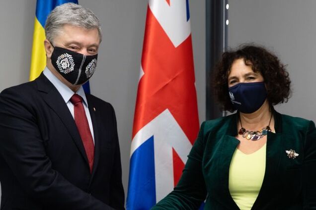 Порошенко обговорив із пані послом Британії ситуацію в Україні