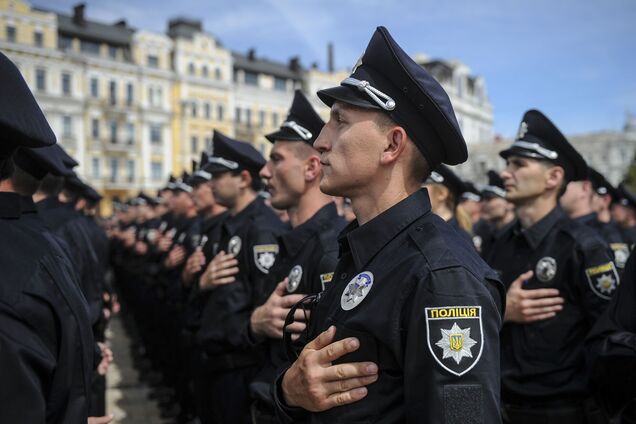Хочемо зберегти професійну поліцію? Доведеться підвищити зарплати