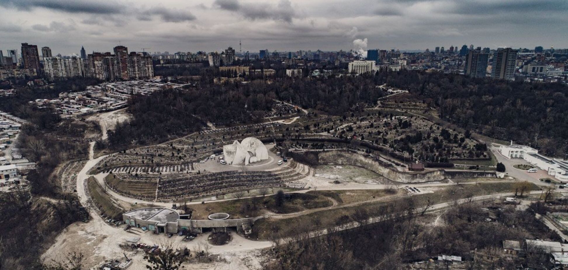 Крематорій на Байковому кладовищі