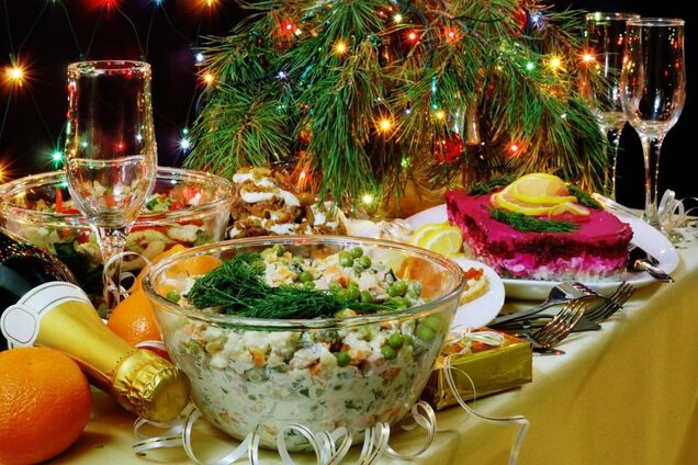 Стало известно, во сколько обойдется украинцам новогодний стол