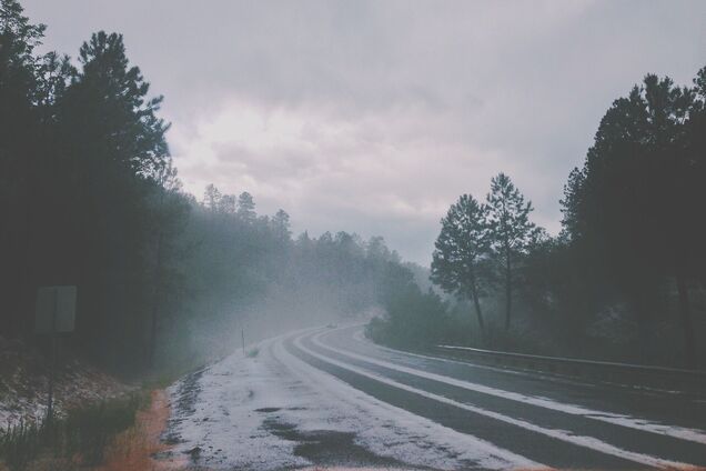 Туман на дорозі