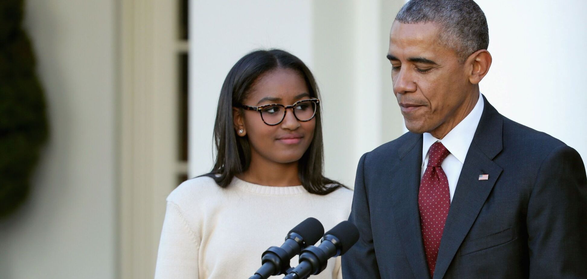 У мережі виникли суперечки через відверте фото доньки Обами