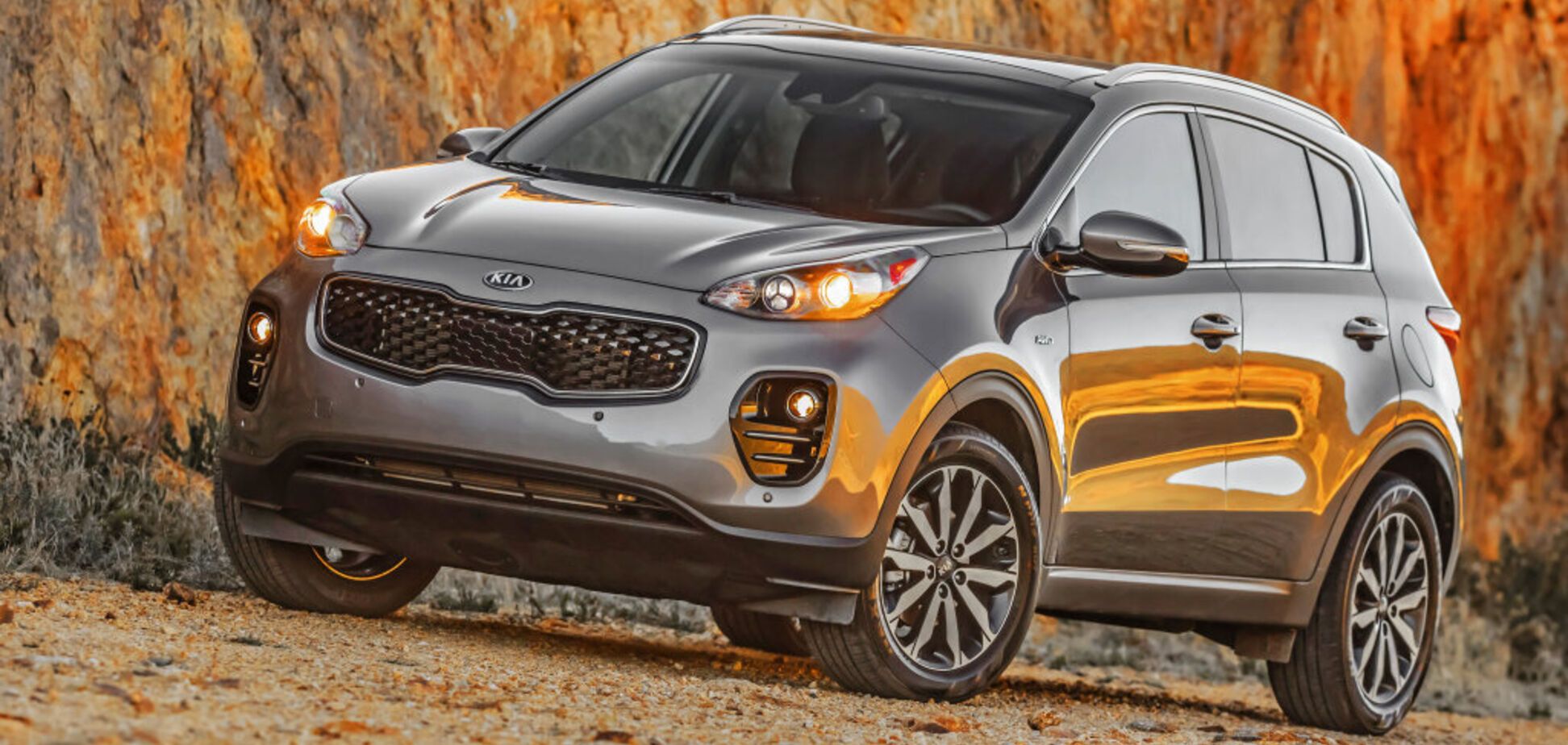 У 20-річного хлопця викрали Kia Sportage. Після цього він купив ще один такий самий автомобіль, але його теж поцупили