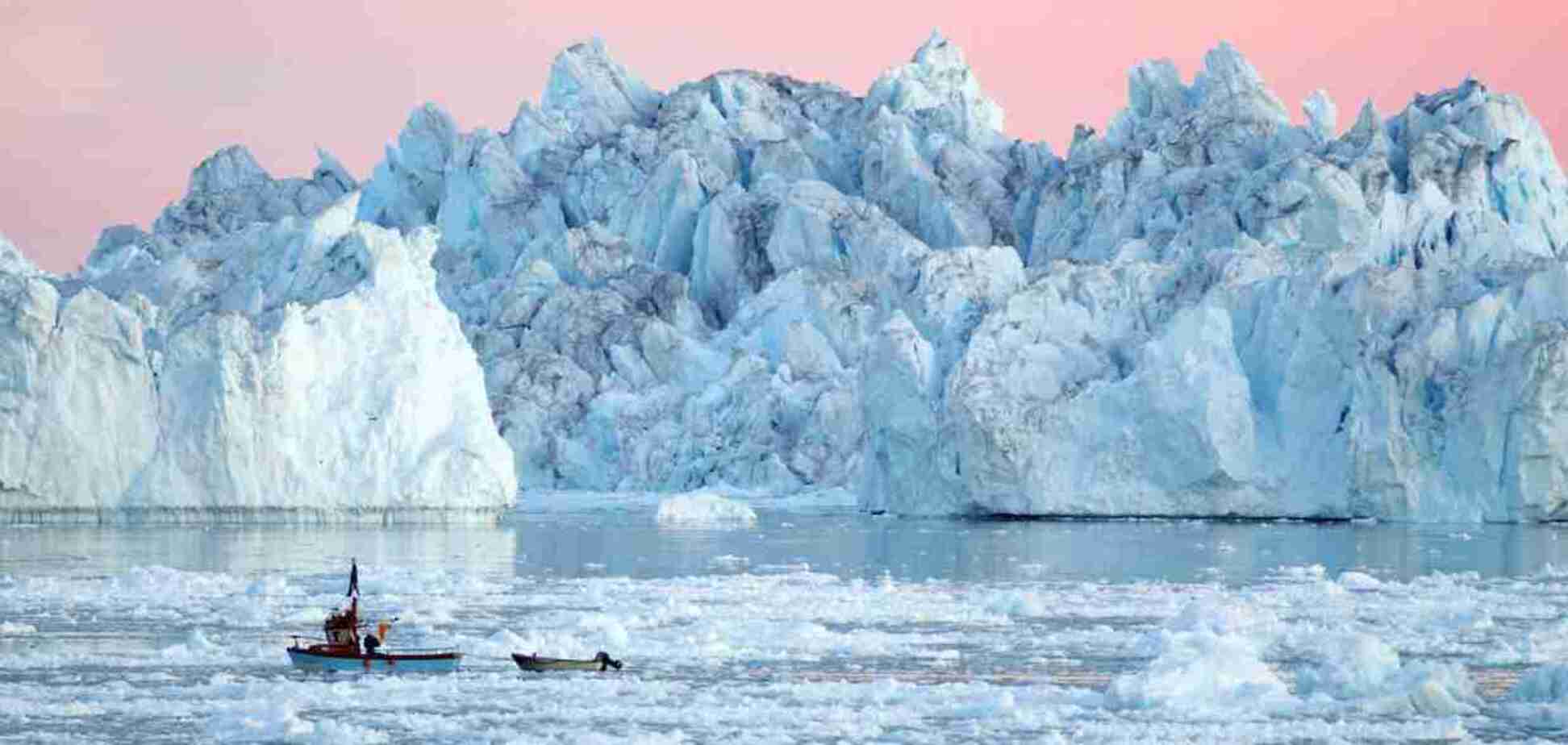 В Гренландии катастрофически тает ледниковый покров