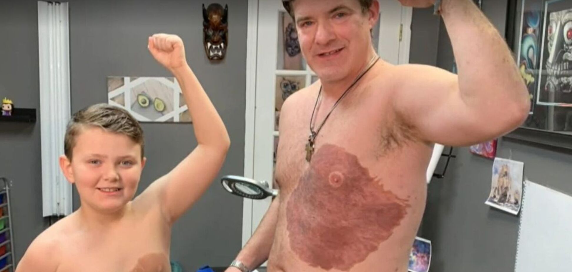 Отец 30 часов делал тату ради 8-летнего сына