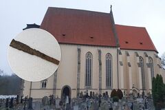 В древнем монастыре нашли гвоздь с распятия Христа