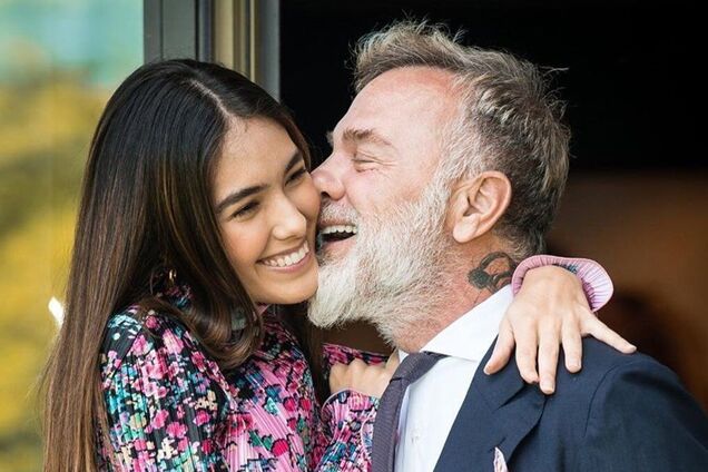 'Танцующий миллионер' впервые показал дочь и рассказал о ее патологии