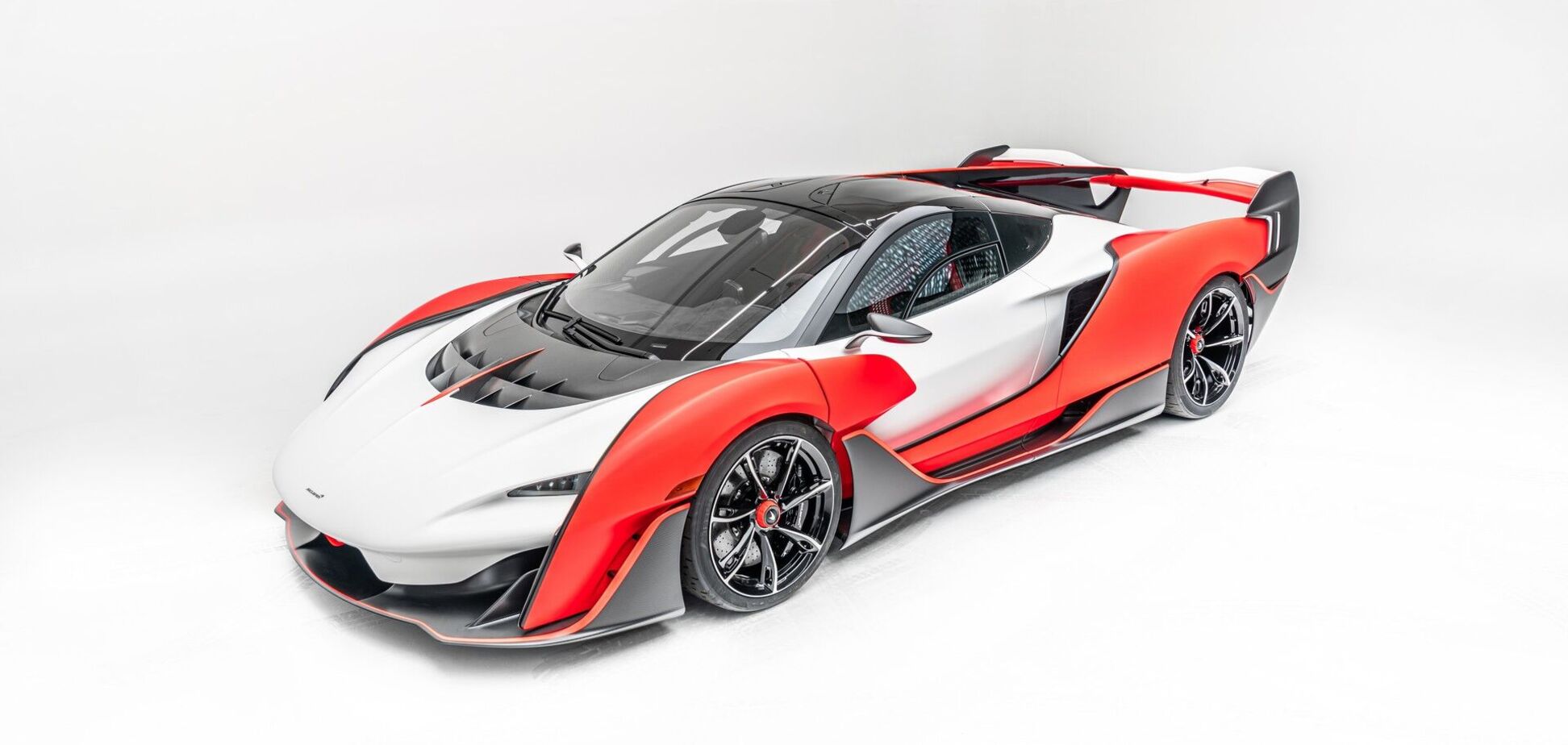 McLaren презентував новий суперкар Sabre