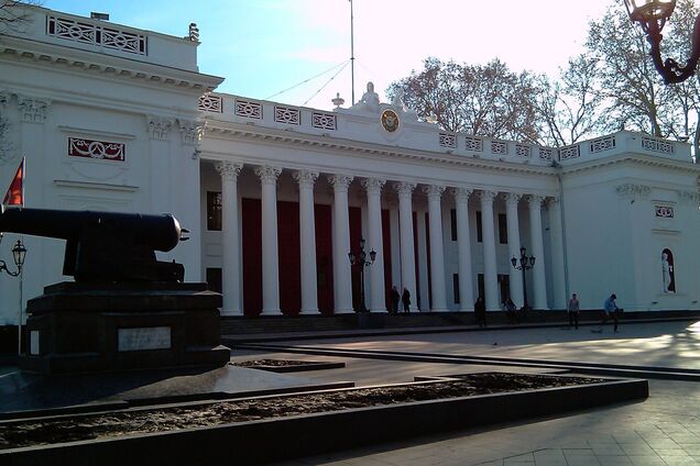 В Одессе депутаты не разрешили официальные выступления на русском языке