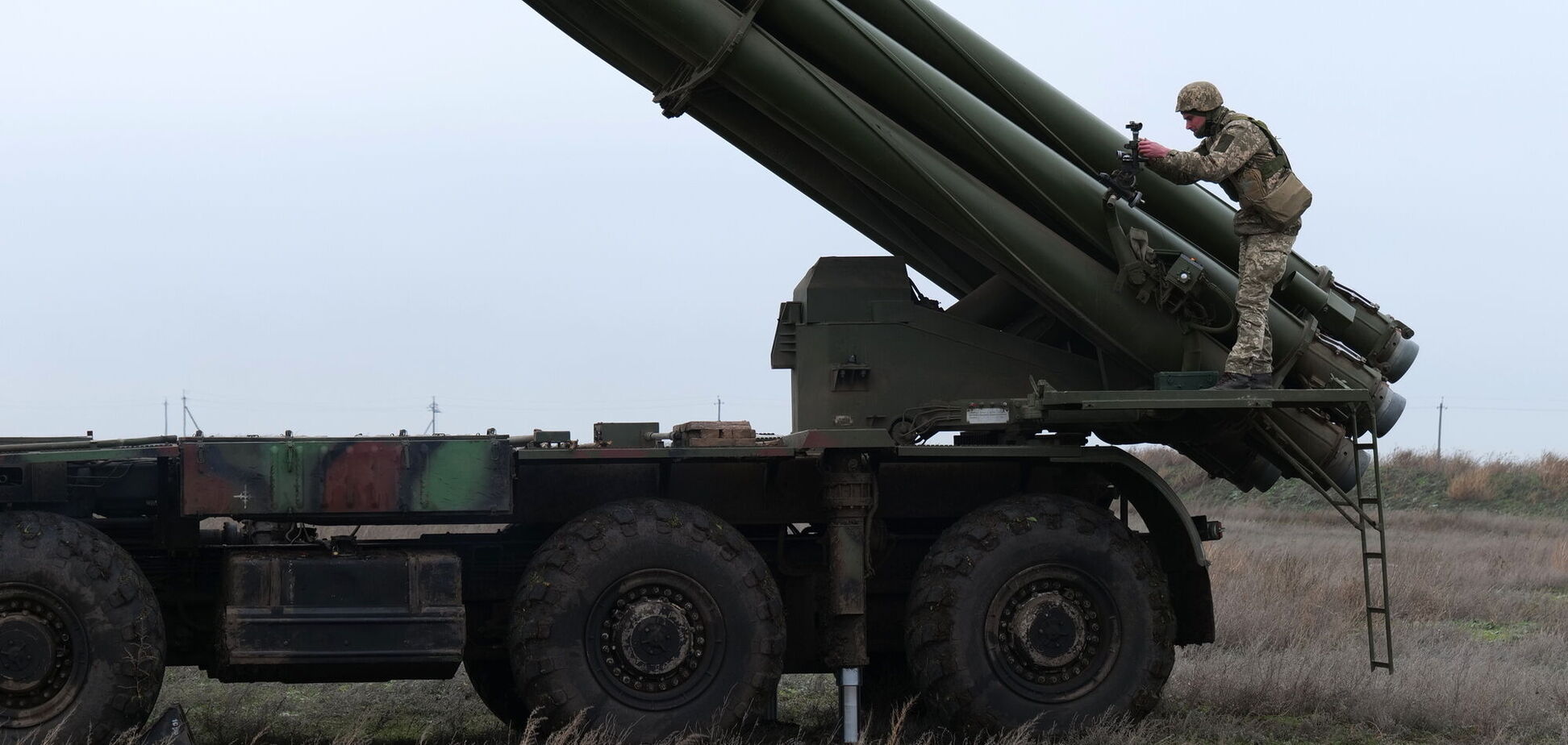 Навчання ЗСУ із застосуванням РСЗВ Смерч