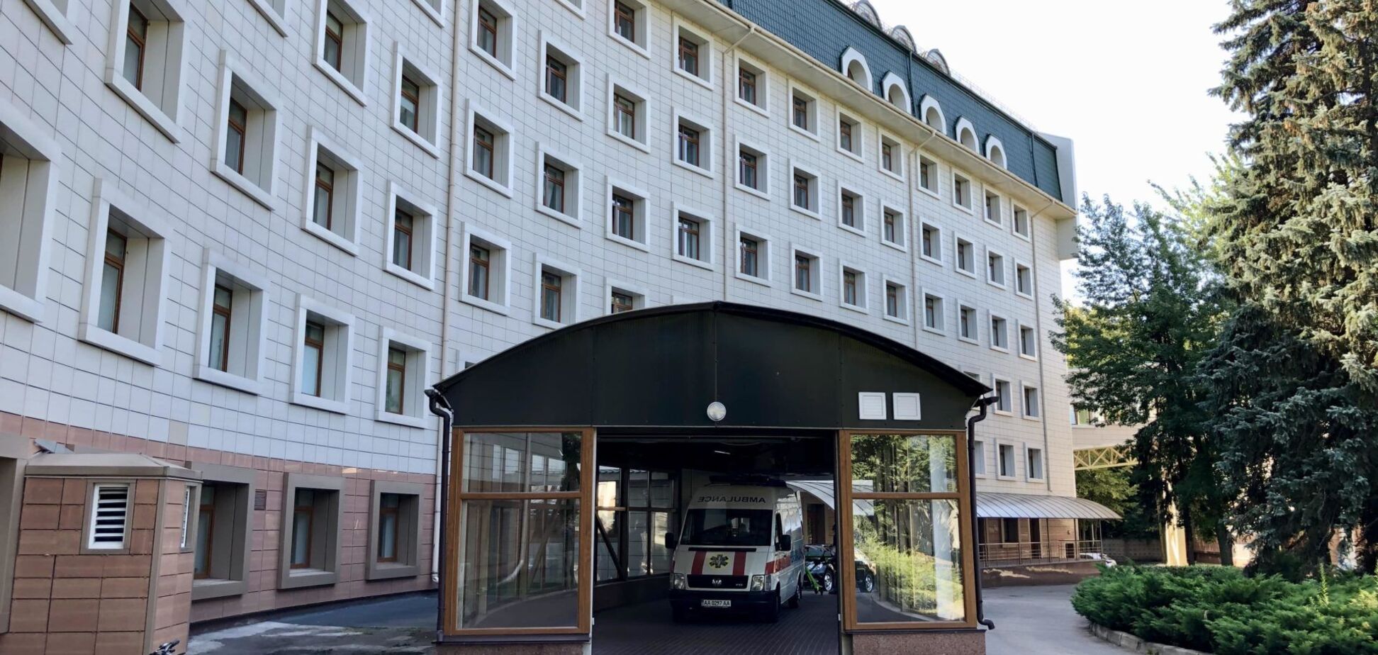 Нардеп рассказал об условиях в 'Феофании'