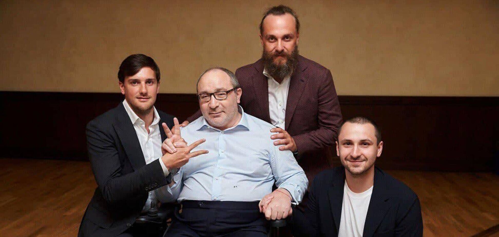 Стало известно, сколько жен и детей было у Кернеса. Фото семьи