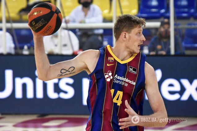 Артем Пустовой