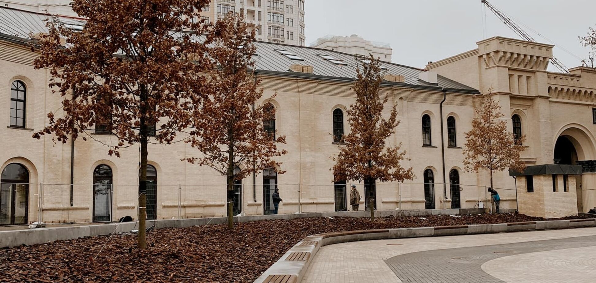 Арсенальную площадь в Киеве показали после реконструкции. Фото и Видео