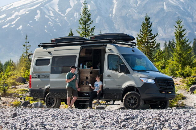 За кемпером за $290 тысяч выстроилась очередь на 9 месяцев