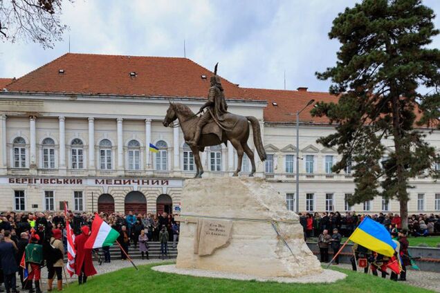 Москаль прокомментировал скандал с венгерским гимном на Закарпатье