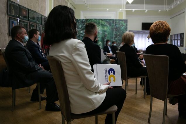 'Європейська Солідарність' запровадила Кодекс доброчесності депутатів