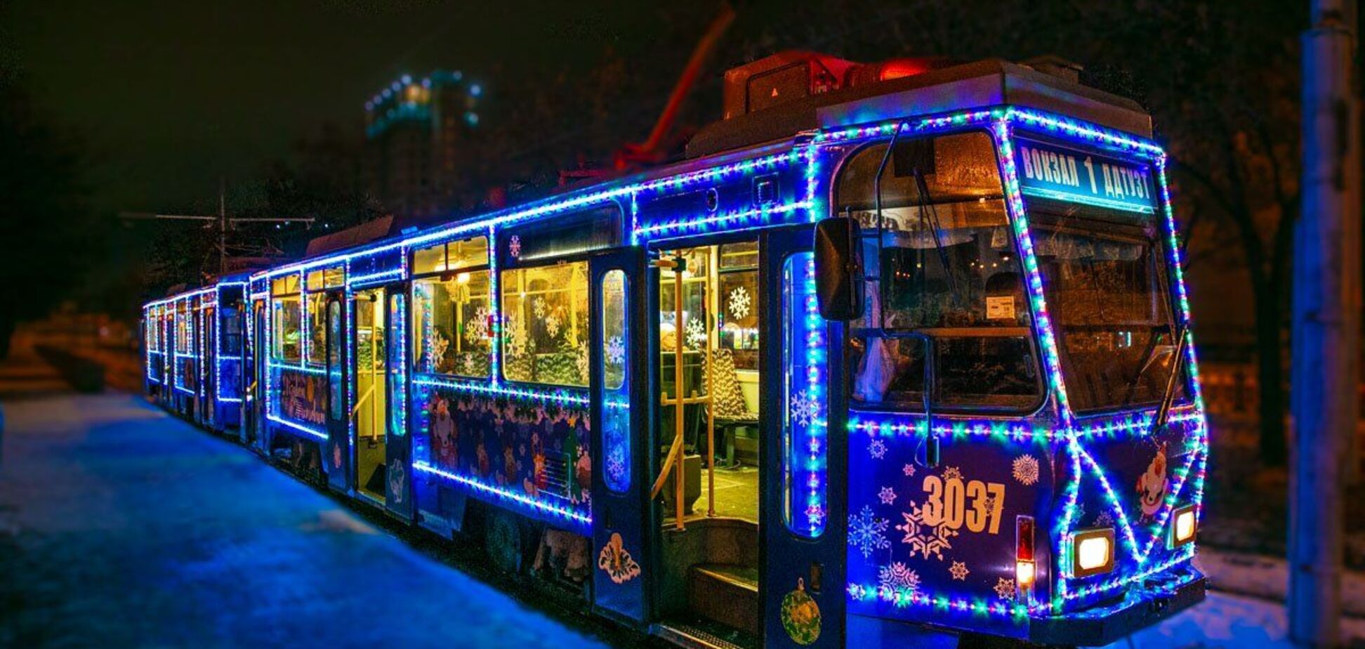 Озвучен график работы транспорта в новогоднюю ночь в Киеве