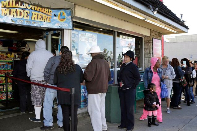 1 января популярная американская лотерея разыграет рекордный джек-пот