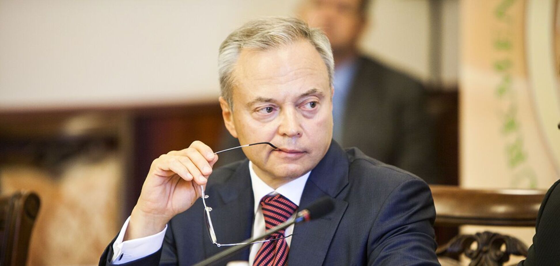 Зеленський призначив Віктора Майка послом України в Туркменістані