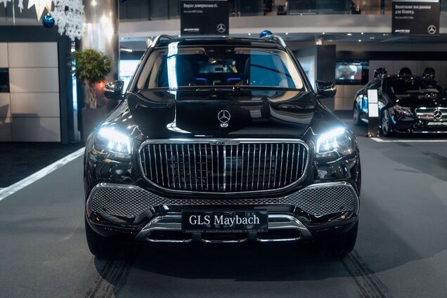 Cемейство Mercedes-Maybach в Украине пополнил роскошный внедорожник