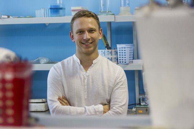 Генетик розвіяв міфи про вакцинах від COVID-19