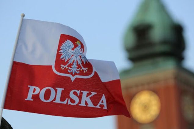 Польша приняла Закон о введении налога на выведенный капитал с 2021 года