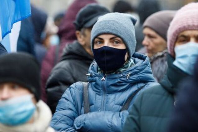 Борьба с COVID-19 в Украине: МОЗ говорит только о выгодной статистике