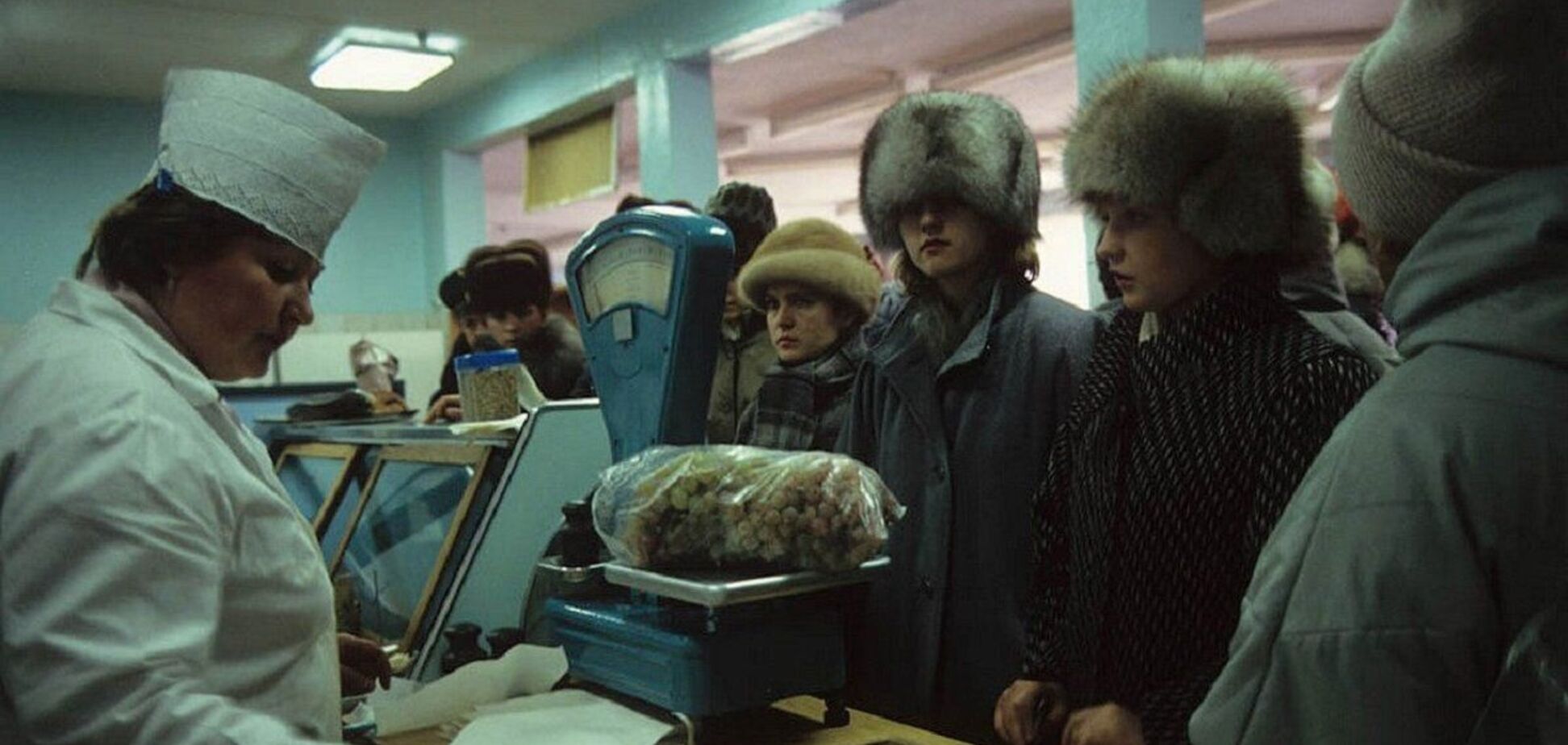 Какими были очереди в СССР: в сети всплыло архивное фото