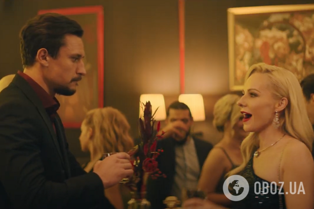 Тарас Цимбалюк і Дарина Трегубова в кліпі 'Мить'