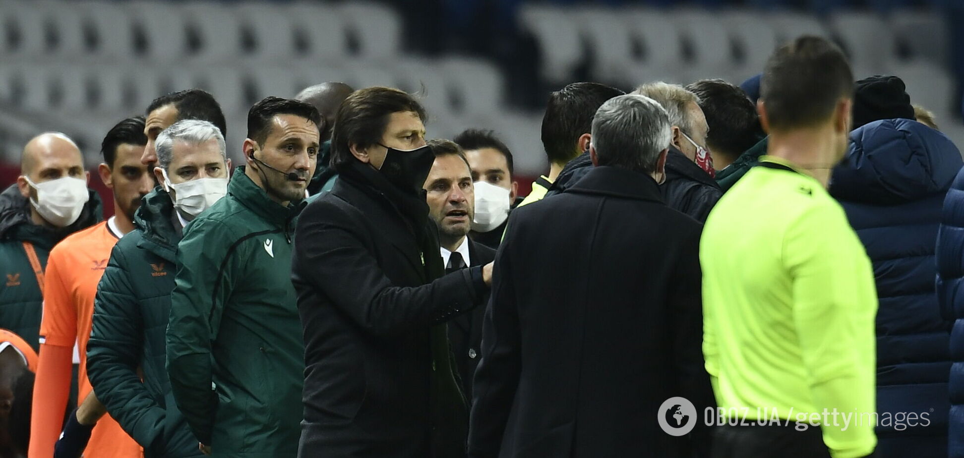 Скандал у матчі ПСЖ - 'Істанбул ББ'