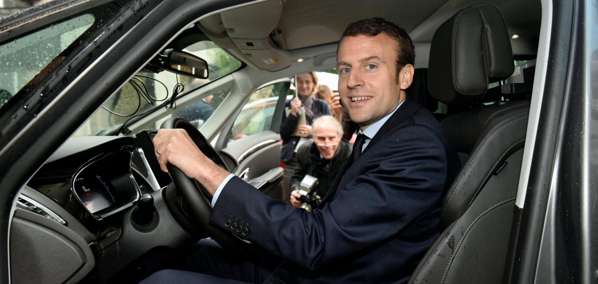 Чиновники во Франции будут вынуждены отказаться от самолетов и автомобилей