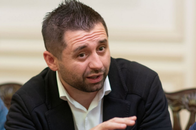 Арахамія виправдався за скандальний компроміс щодо Криму