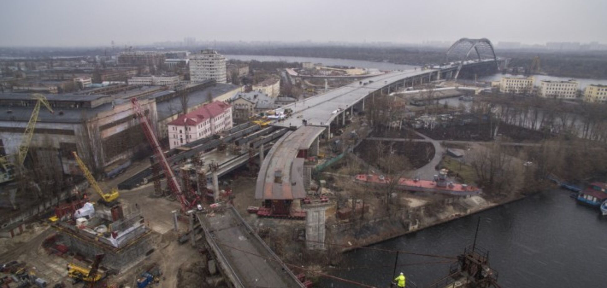 Откроют до конца года: Кличко показал, как строят Подольско-Воскресенский мост