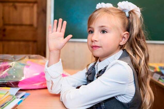 ''Не потрібні слабким дітям'': освітній експерт назвав користь від шкільних оцінок
