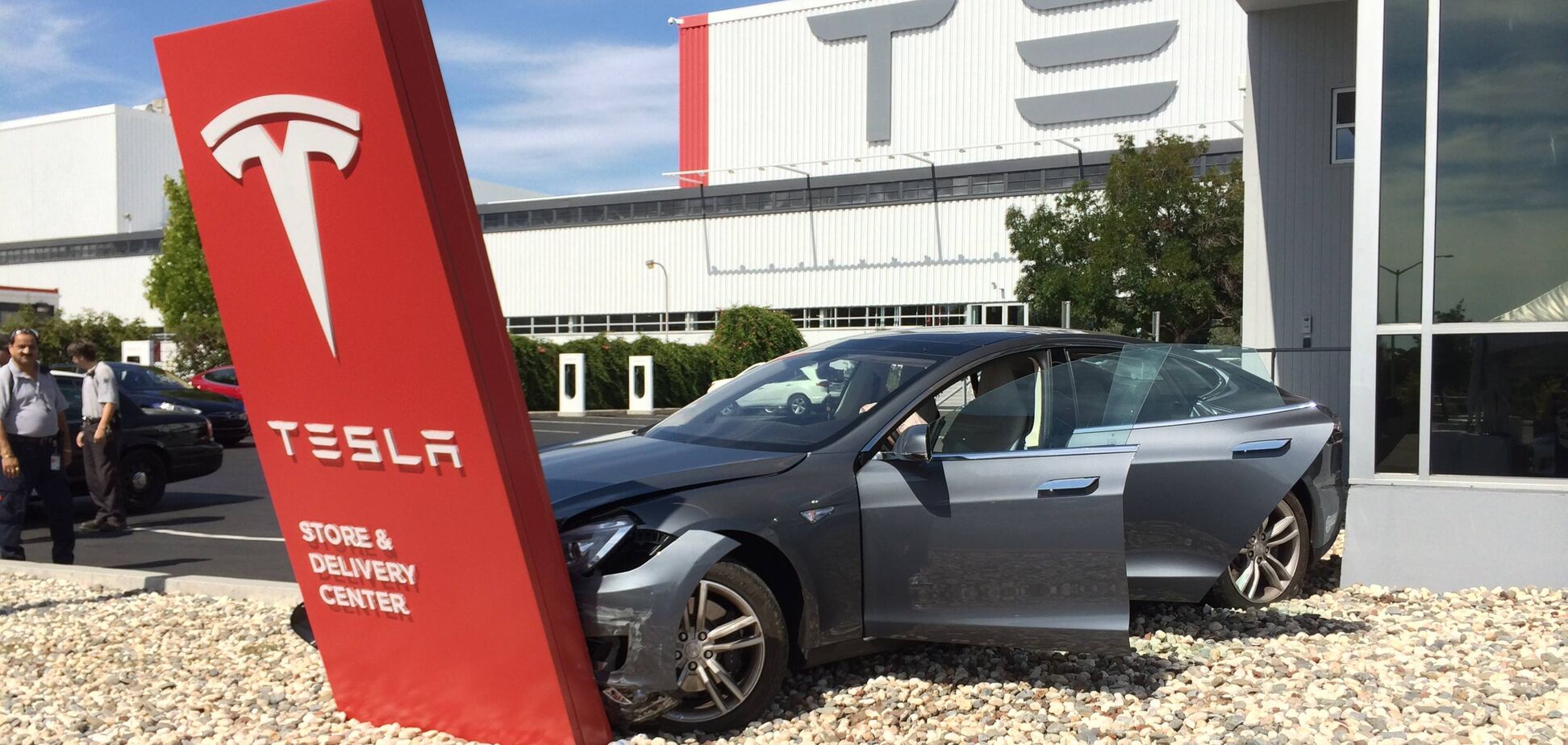 Tesla может лишить украинцев своих электромобилей: что решил автопроизводитель