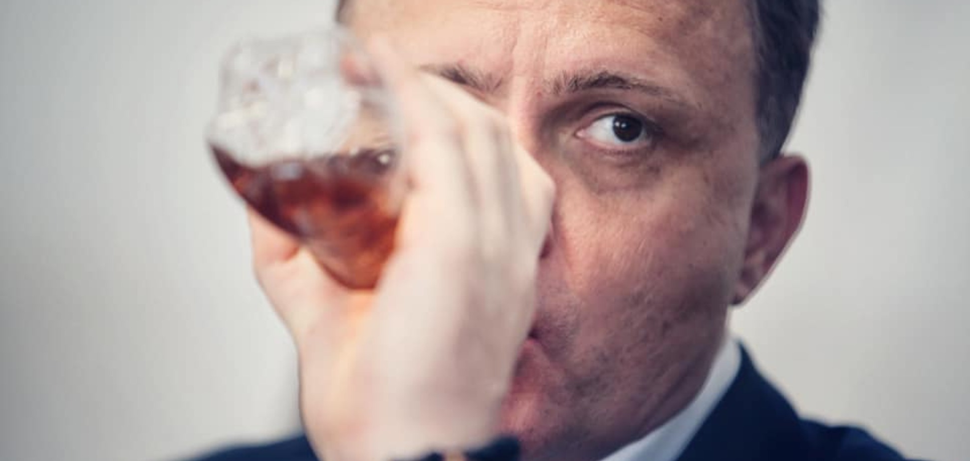 Левочкин снова пил в Раде странную жидкость: фото озадачило сеть