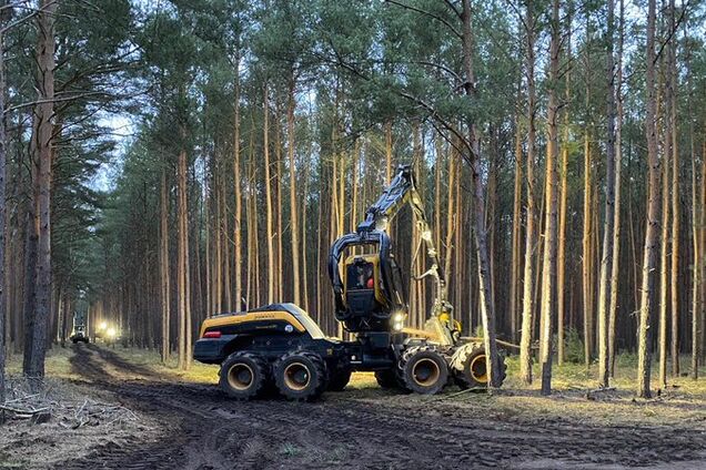 У Німеччині показали, як Tesla знищує ліс під Берліном для створення фабрики