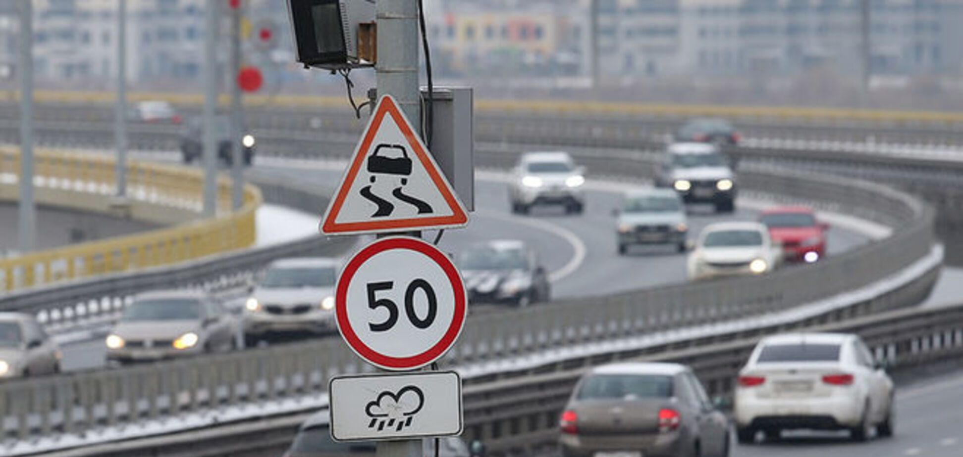 Водителям начнут рассылать 'письма счастья': появились фото