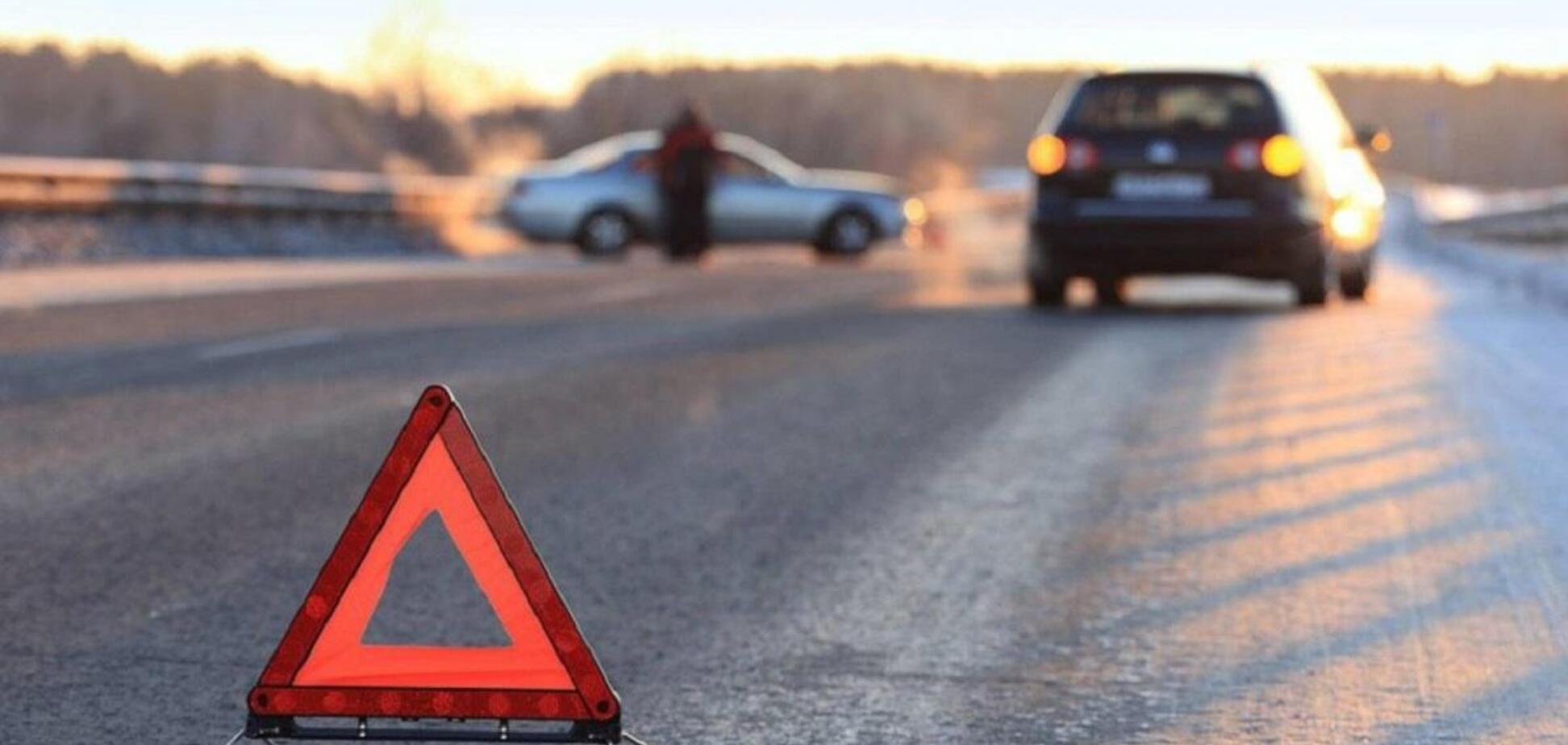 В центре Днепра маршрутка с пассажирами врезалась в джип: момент попал на видео