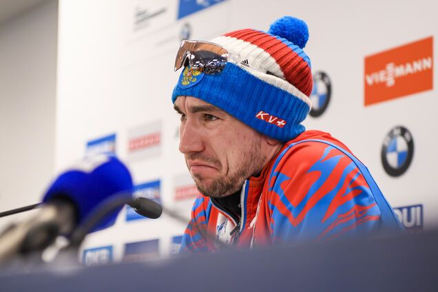 Игнор и 'совковые' шутки российского чемпиона: что за скандал разгорелся на ЧМ по биатлону