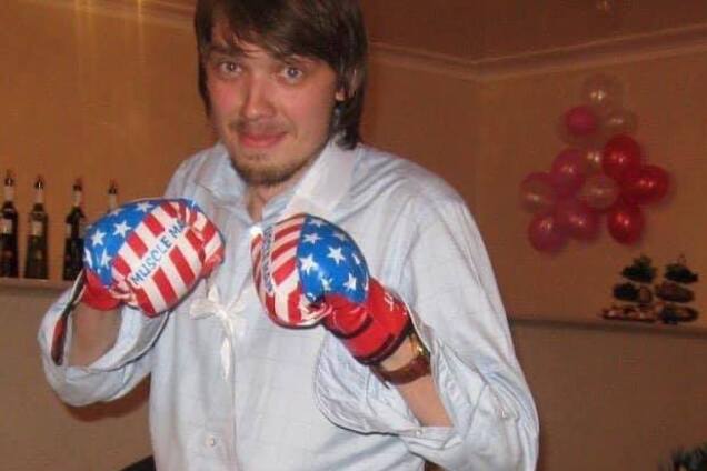 Свадебный боксер в семейках: в сети выложили новое смешное фото премьера Гончарука