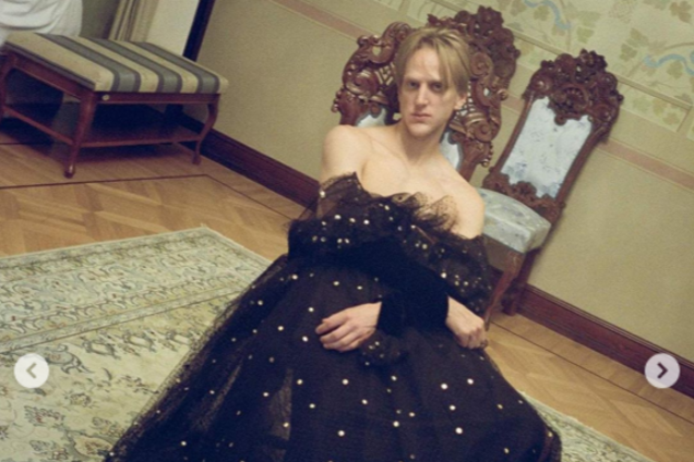 Знаменитый танцовщик в платье вызвал споры в сети. Фото