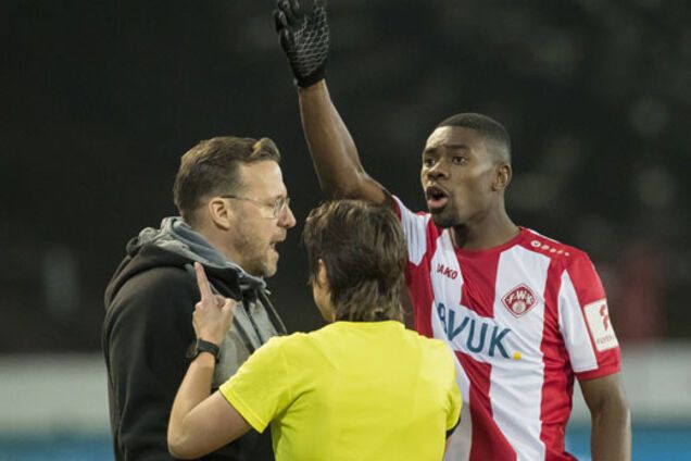 Лерой Квадво