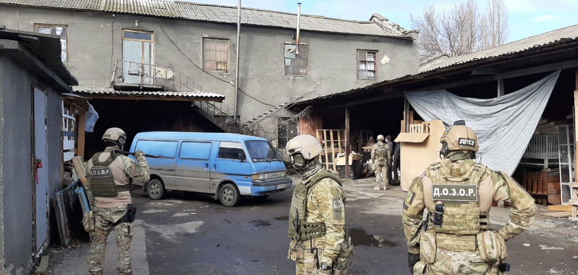 На Днепропетровщине разоблачили масштабную схему поставки сигарет из ОРДЛО