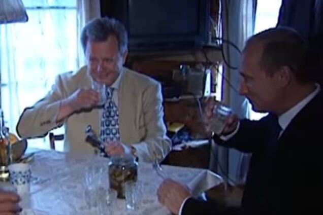 П'є горілку і співає: в мережу потрапило відео з особистого архіву Путіна