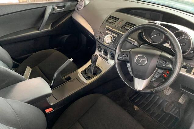 Как выглядит салон авто, который чистили мучительные 7 часов