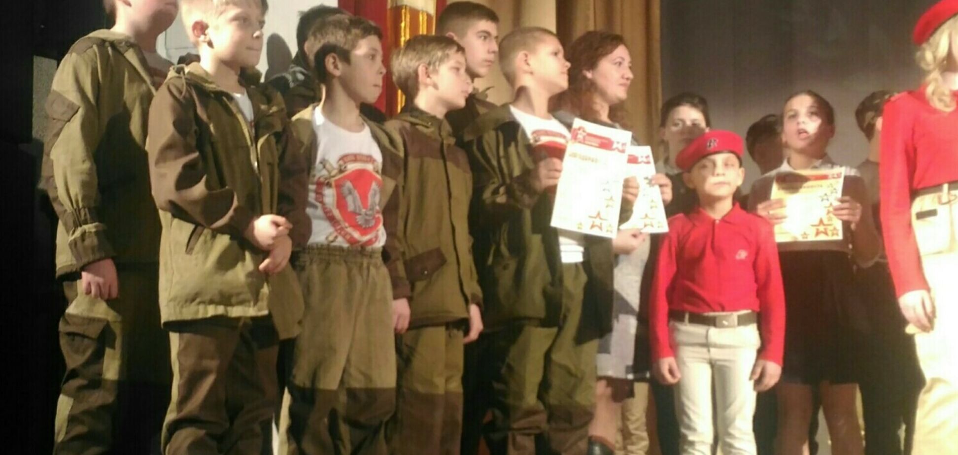 'Вливают в мозг отраву': оккупанты в Крыму попались на зомбировании детей